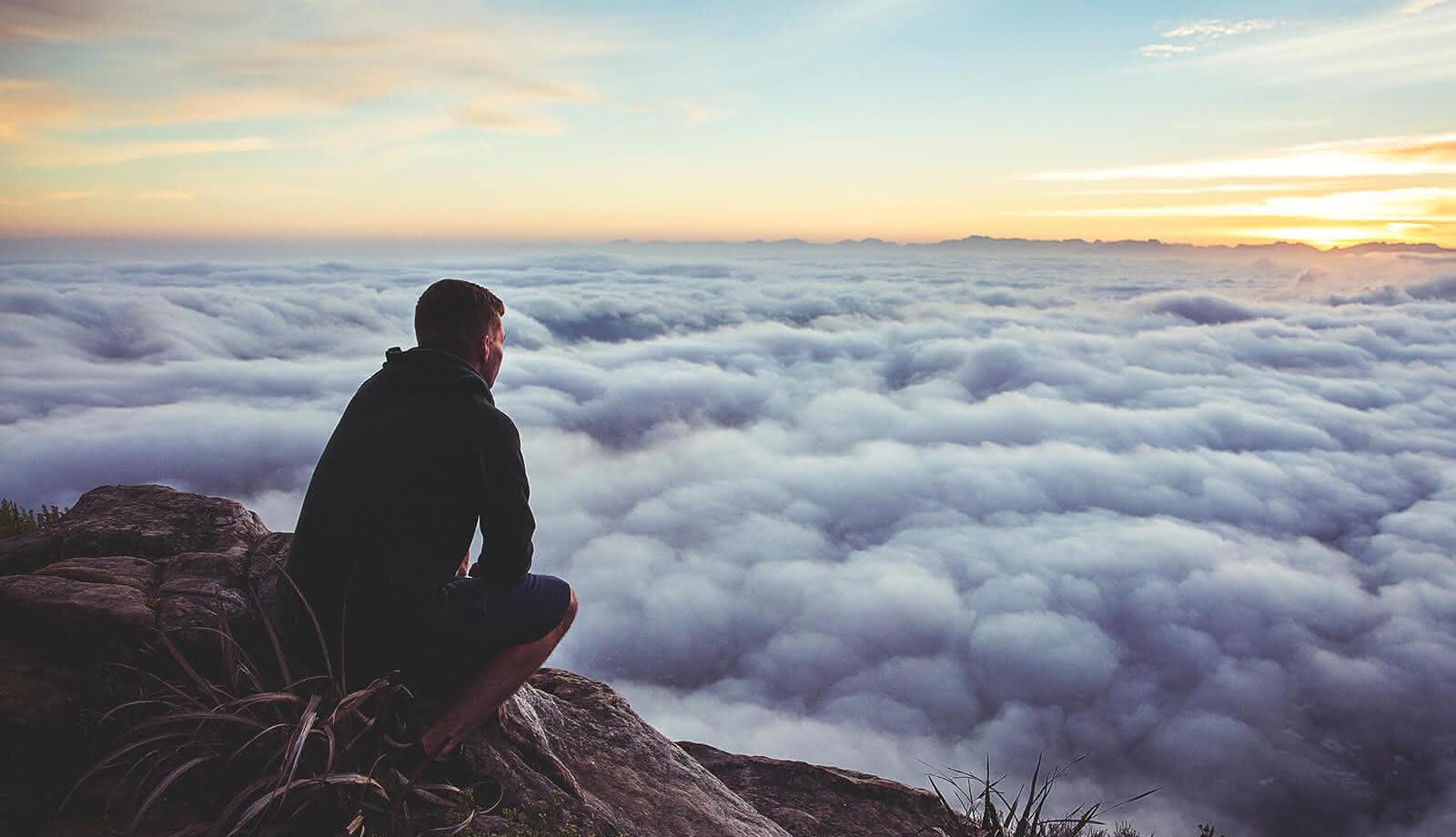 Auf dem Gipfel (c) CC0 1.0 - Public Domain (von unsplash.com)